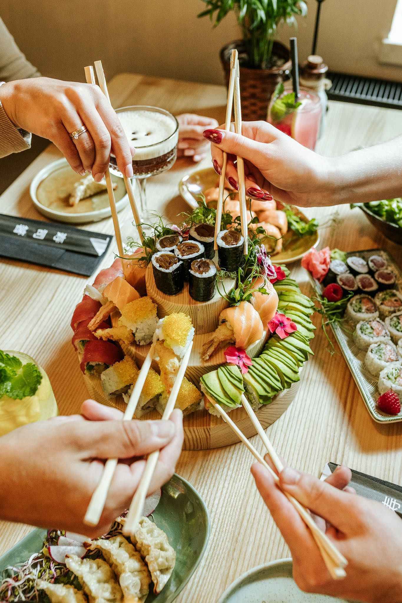 Patera na tort sushi, fi 38 cm